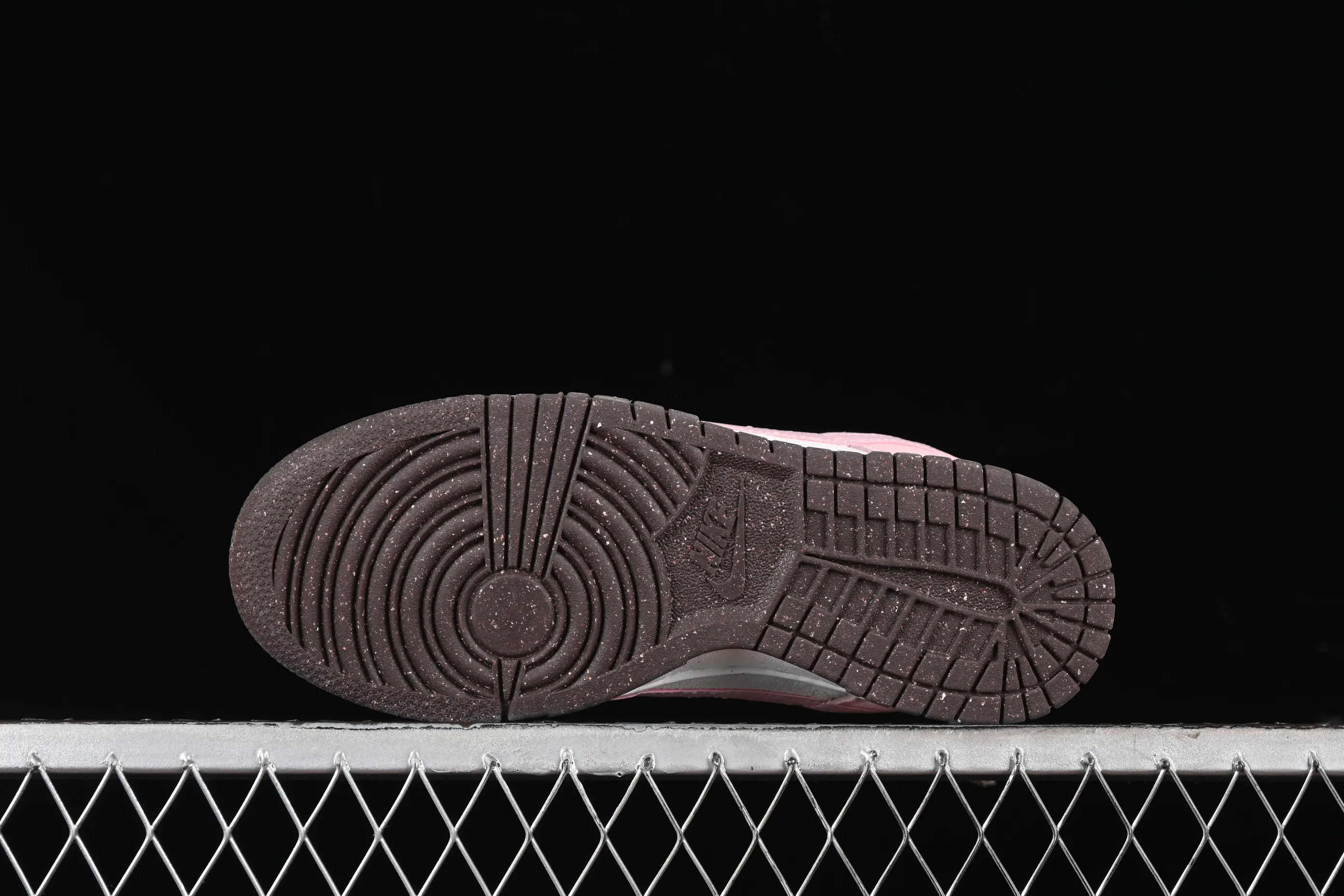 All categories Nk SB Dunk series Nk SB Dunk Low low-top sneakers CS version Nk Dunk Low 85 double hook series SB low-top sports and leisure sneakers HV1799-161